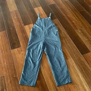 Zara women’s gray eyelet overall romper